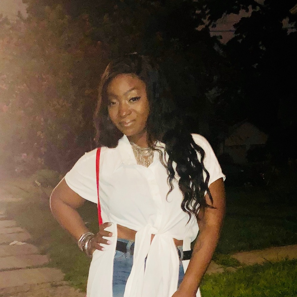 Meet your Posher, Tiffany